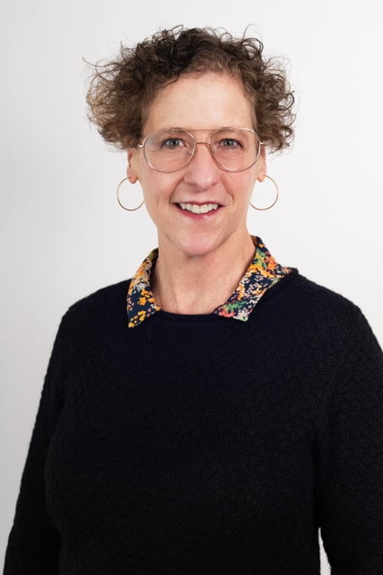 headshot of sara goodyear